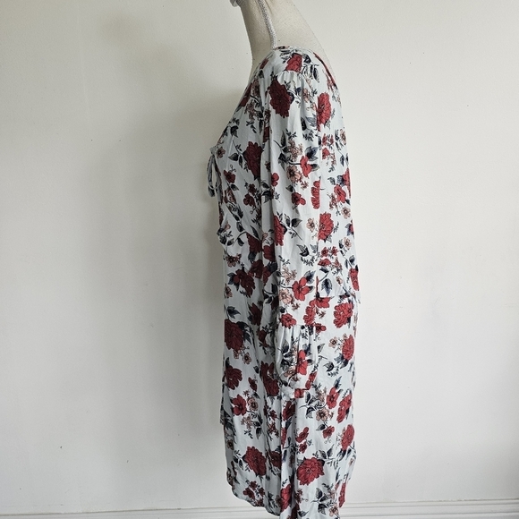 American Eagle Outfitters Floral Open Back Dress - Picture 5 of 11